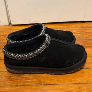 UGG Black Slippers with Patterned Trim